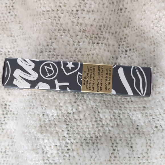 teeez Battle Prep - Suit of Armor Eye Primer in Blank Canvas, 6ml/0.20fl… - Picture 10 of 15